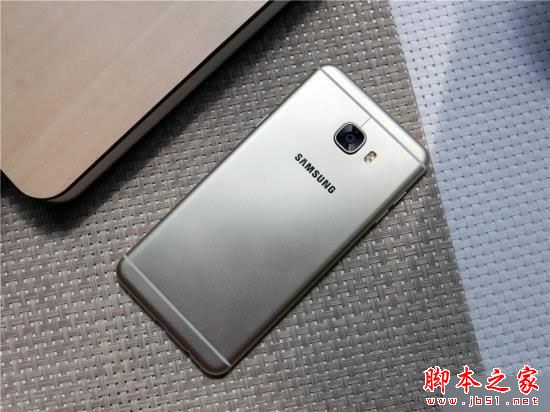 三星Galaxy C7怎么样？三星C7手机性能系统拍照全面评测图解