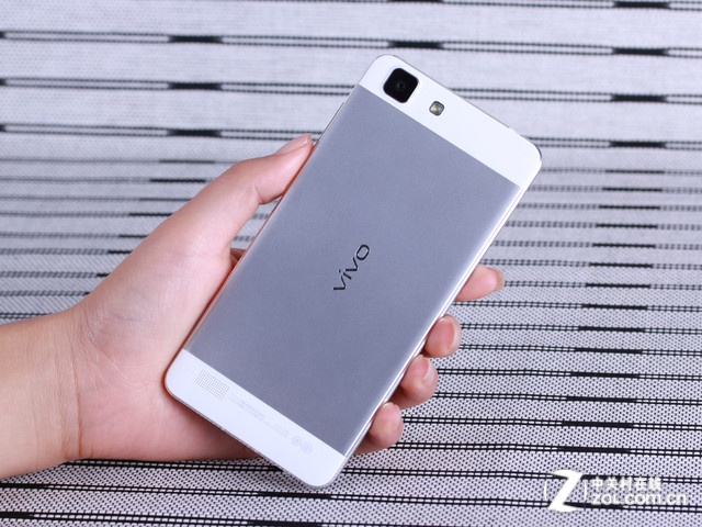 口袋K歌想嗨就嗨 vivo X5L官网报2498元 