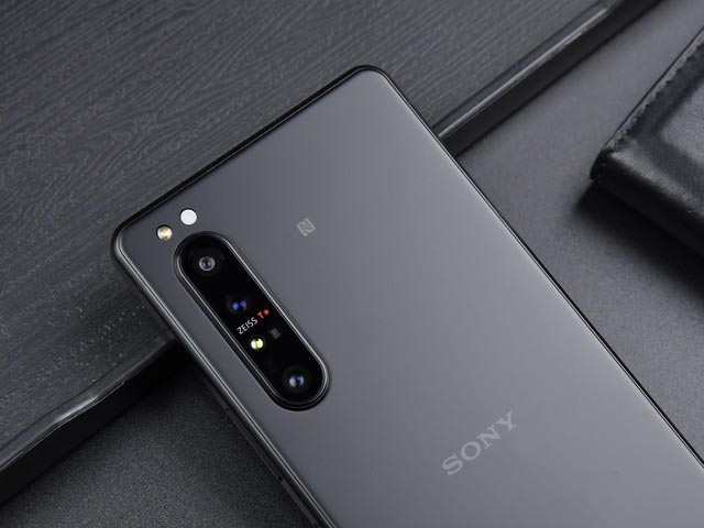 源自日式美学的影像旗舰 索尼Xperia1 II全面评测 